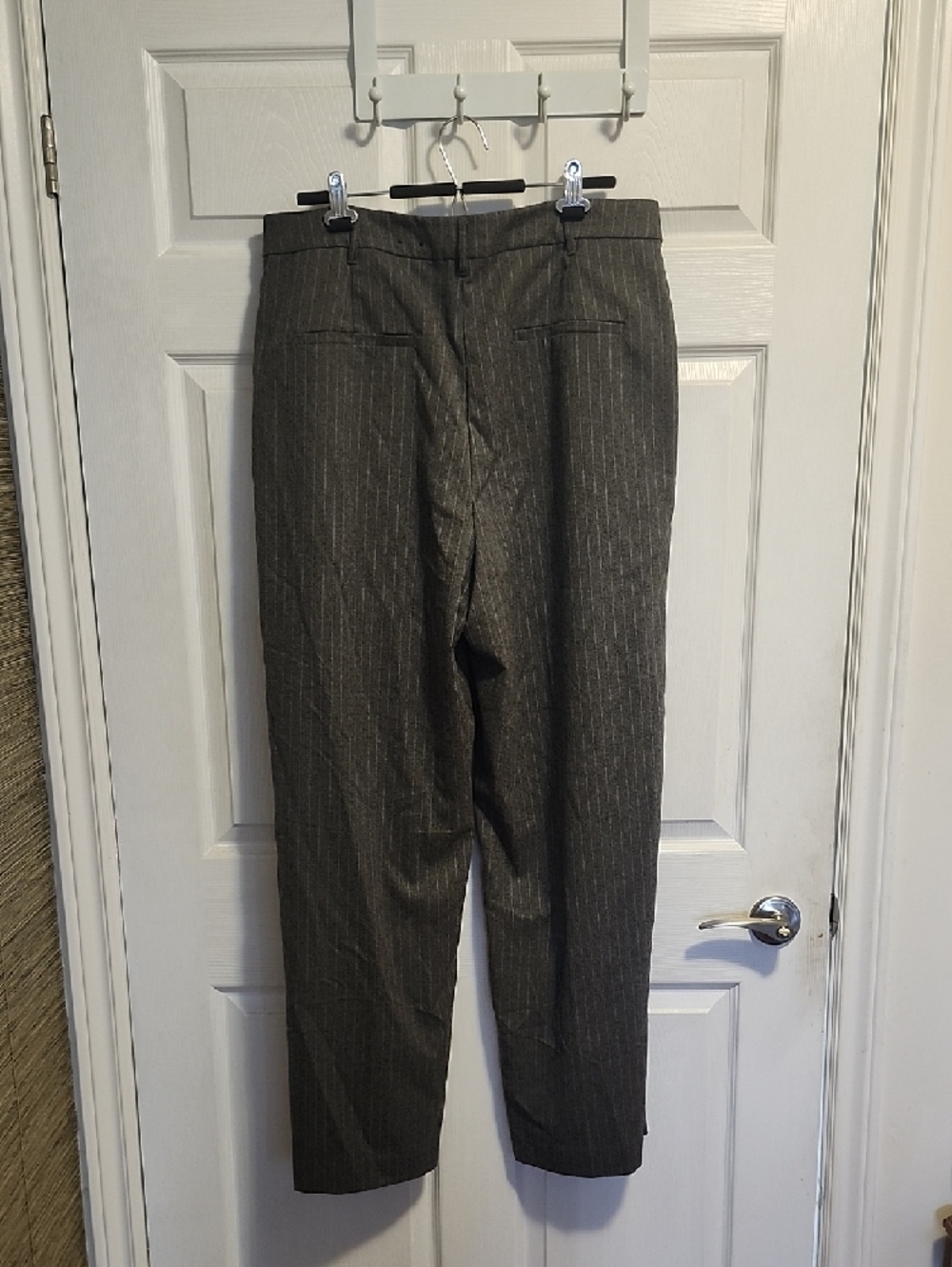 Reitmans Gray Pinstripe Wide Leg Dress Pants - Picture 2 of 3